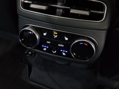 2022 Genesis ELECTRIFIED GV70 — миниатюра 22