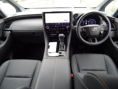 TOYOTA ALPHARD - 2