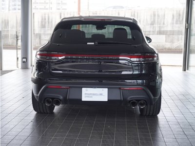 2026 Porsche MACAN — фото 3