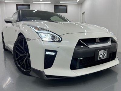 NISSAN GT-R