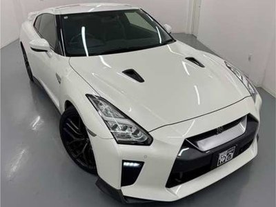 NISSAN GT-R - 7