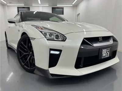 NISSAN GT-R - 4