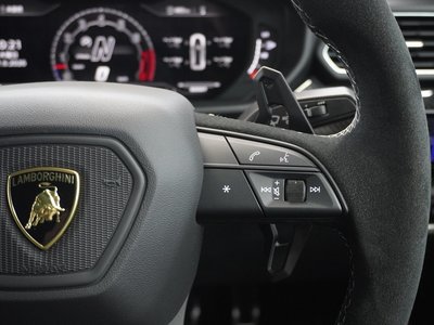 صورة مصغرة 23 لـ 2023 Lamborghini URUS