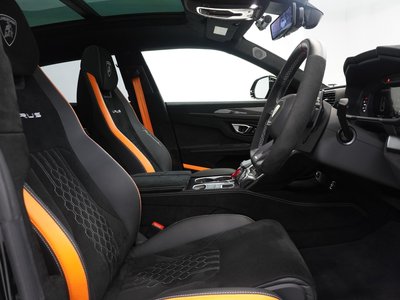 صورة مصغرة 54 لـ 2023 Lamborghini URUS