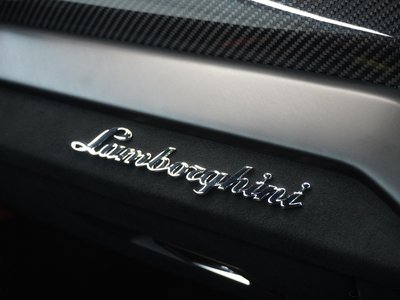 صورة مصغرة 46 لـ 2023 Lamborghini URUS