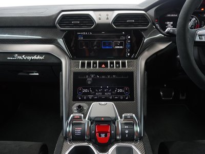 صورة مصغرة 74 لـ 2023 Lamborghini URUS