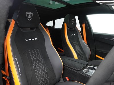 صورة مصغرة 55 لـ 2023 Lamborghini URUS