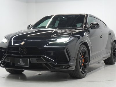 2023 Lamborghini URUS — фото 1