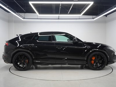2023 Lamborghini URUS — фото 4