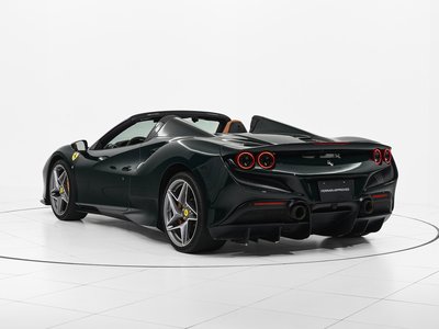 FERRARI F8 - 7