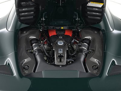 FERRARI F8 - 10