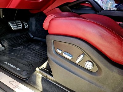 PORSCHE CAYENNE - 10