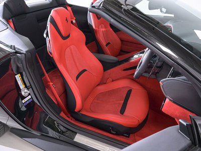 صورة مصغرة 15 لـ 2026 Ferrari ROMA SPIDER