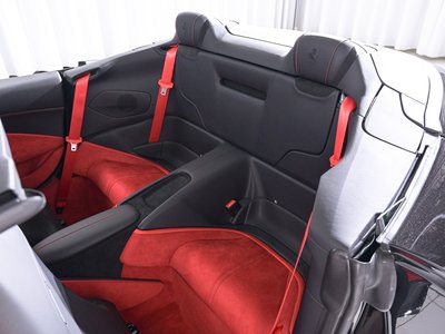صورة مصغرة 16 لـ 2026 Ferrari ROMA SPIDER