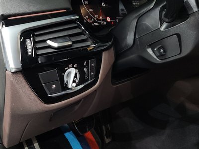 2021 BMW 5 SERIES — миниатюра 28
