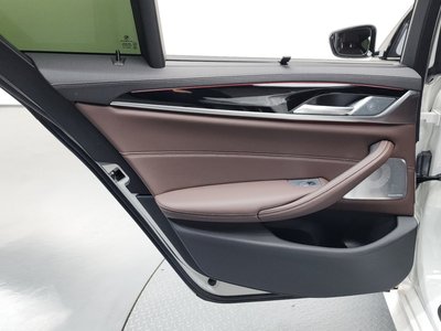 2021 BMW 5 SERIES — миниатюра 15