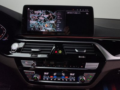 2021 BMW 5 SERIES — миниатюра 18