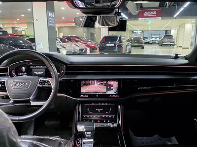 2021 AUDI A8 photo 8