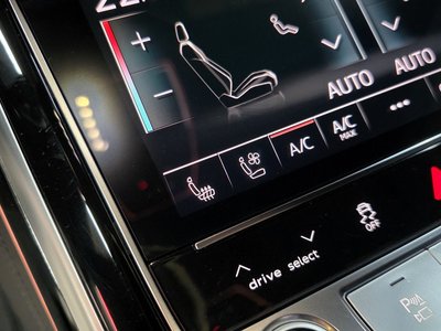 2021 AUDI A8 — миниатюра 14