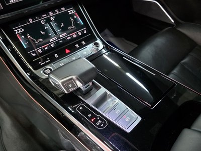 2021 AUDI A8 — миниатюра 15