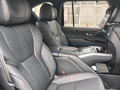 LEXUS LX - 10