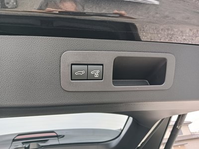 صورة مصغرة 21 لـ 2023 Lexus LX