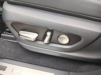 صورة مصغرة 32 لـ 2023 Lexus LX