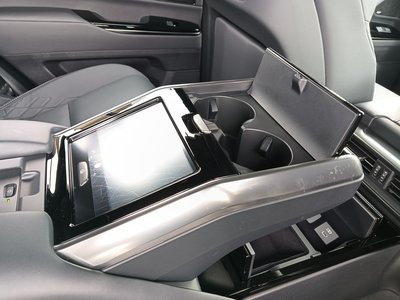 صورة مصغرة 30 لـ 2023 Lexus LX