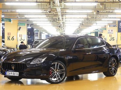 MASERATI QUATTROPORTE