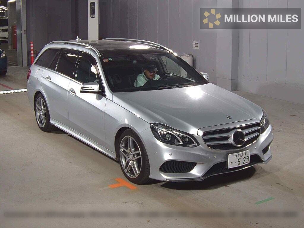 MERCEDES-BENZ E-CLASS - View 1