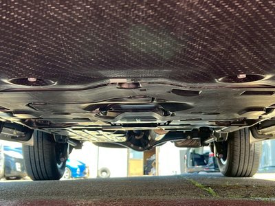 TOYOTA LAND CRUISER 300 - 7