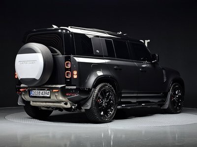 LAND ROVER DEFENDER - 3