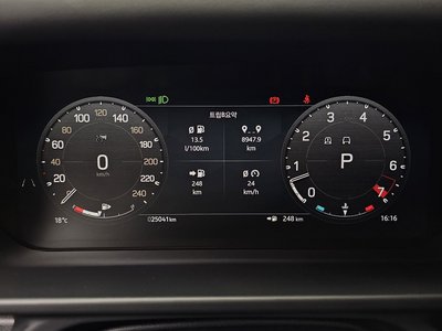 LAND ROVER DEFENDER - 8