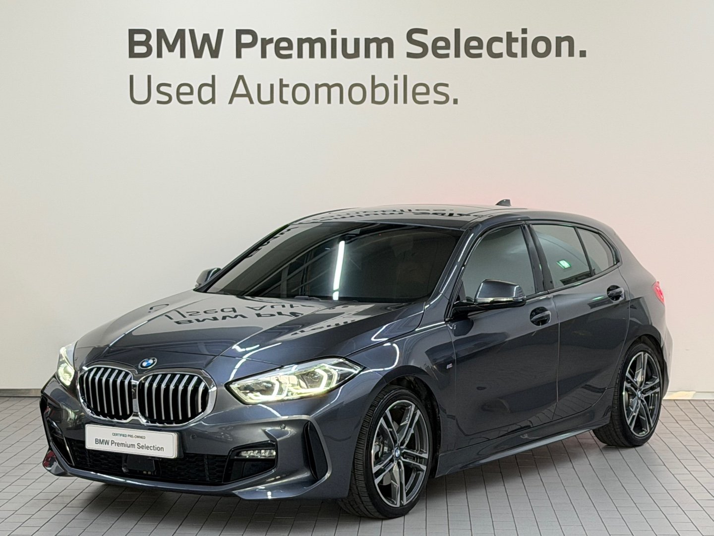 BMW 1 SERIES - View 1