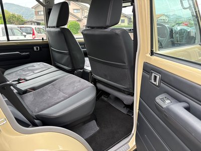 TOYOTA LAND CRUISER - 8