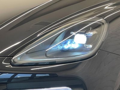 PORSCHE CAYENNE - 4