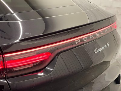 PORSCHE CAYENNE - 9