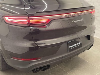 PORSCHE CAYENNE - 8