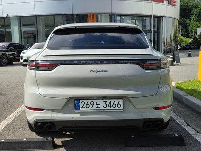 صورة 7 لـ 2023 Porsche CAYENNE