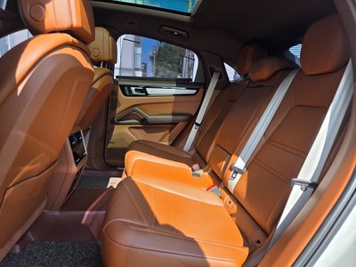 2023 Porsche CAYENNE — миниатюра 14