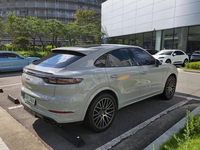 صورة 6 لـ 2023 Porsche CAYENNE