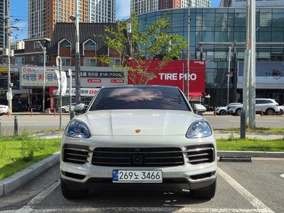 صورة 5 لـ 2023 Porsche CAYENNE