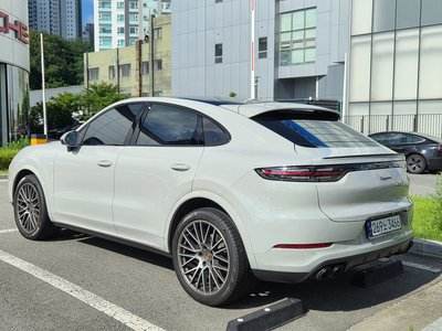 صورة 3 لـ 2023 Porsche CAYENNE