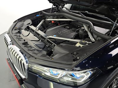 BMW X7 - 7