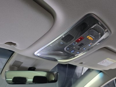 2024 Genesis G80 (RG3) thumbnail 24