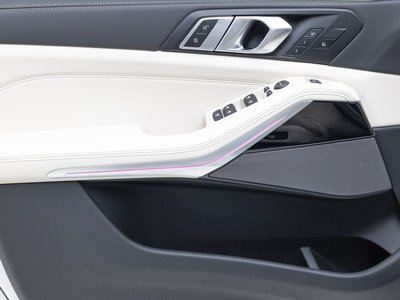 2026 BMW X5 — миниатюра 20