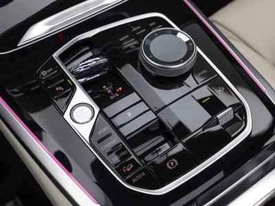 2026 BMW X5 photo 9