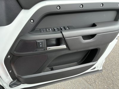 صورة مصغرة 36 لـ 2025 LAND Rover DEFENDER