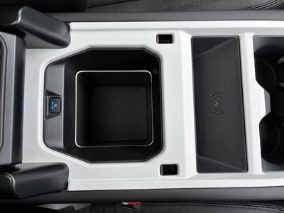 صورة مصغرة 40 لـ 2025 LAND Rover DEFENDER