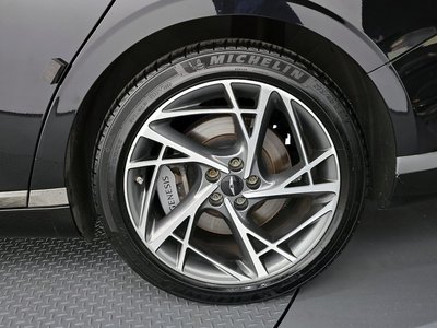 2022 Genesis G90 (RS4) photo 8